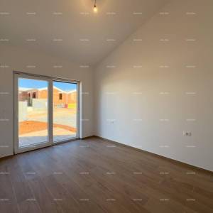 KOŽLJANI - Moderna kuća s bazenom. Blizu šume, 15 min do mora