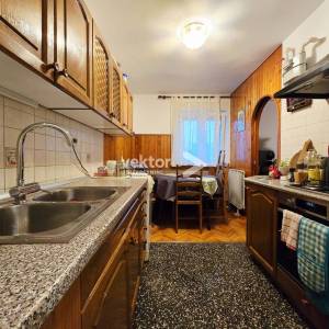 Krimeja, 56m2, dvosoban klasični stan, pogled na more