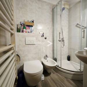 Krimeja, 56m2, dvosoban klasični stan, pogled na more