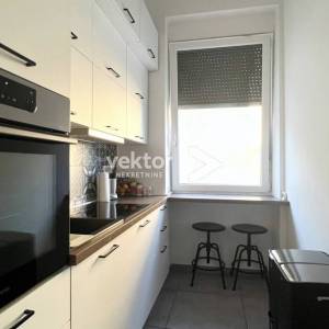 Krnjevo, adaptiran i namješten 2-soban s dnevnim boravkom