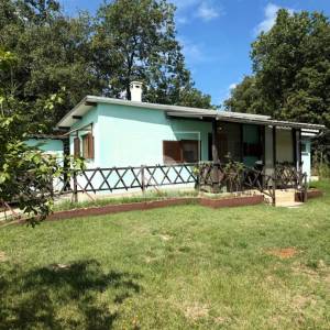 Kuća na mirnoj lokaciji - Loborika 