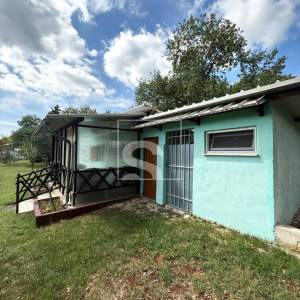 Kuća na mirnoj lokaciji - Loborika 