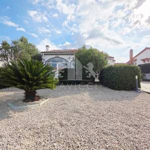 Kuća na otoku Viru 120m od mora – prizemnica