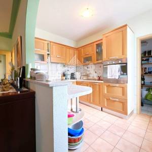 Kuća na otoku Viru 120m od mora – prizemnica