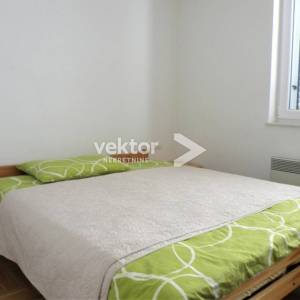 Kuća, Novi Vinodolski,Klenovica, 105m2, dva stana