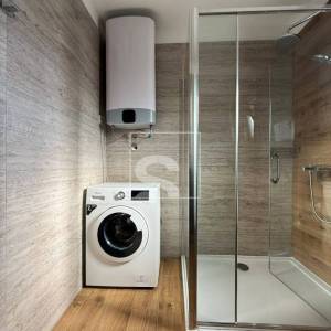 Kuća Pula - 3S+DB, 2 parkinga i jacuzzi - TOP lokacija