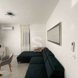 Kuća Pula - 3S+DB, 2 parkinga i jacuzzi - TOP lokacija