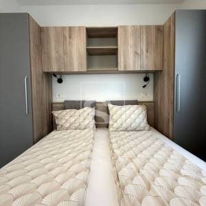 Kuća Pula - 3S+DB, 2 parkinga i jacuzzi - TOP lokacija