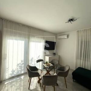 Kuća Pula - 3S+DB, 2 parkinga i jacuzzi - TOP lokacija