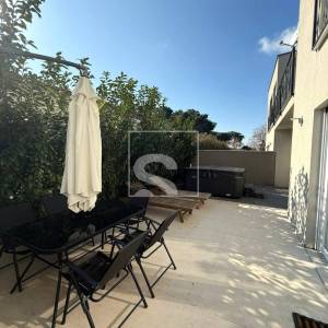 Kuća Pula - 3S+DB, 2 parkinga i jacuzzi - TOP lokacija