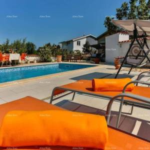 Kuća s bazenom! Medulin!