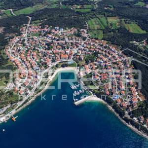 Kuća s bazenom, pogledom na more, 200m od plaže