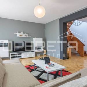 Kuća s bazenom, pogledom na more, 200m od plaže