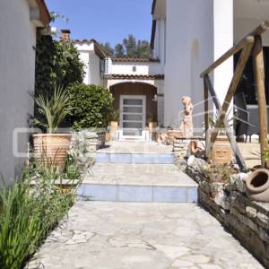 Kuća s bazenom, pogledom na more, 200m od plaže