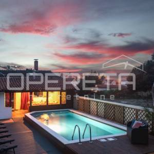 Kuća s bazenom, pogledom na more, 200m od plaže