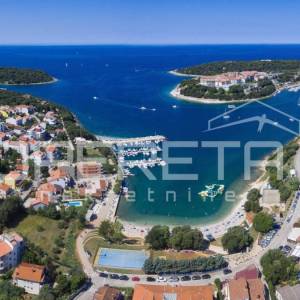 Kuća s bazenom, pogledom na more, 200m od plaže