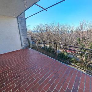 Kuća sa 100m od mora sa 6 stambenih jedinica