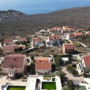 Kuća sa 2 stana i panoramskim pogledom