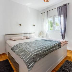 Kuća sa 2 stana i panoramskim pogledom