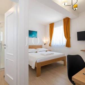 Kuća sa bazenom i pogledom na more,LABIN okolica