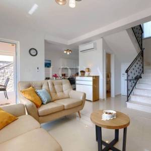 Kuća sa bazenom i pogledom na more,LABIN okolica