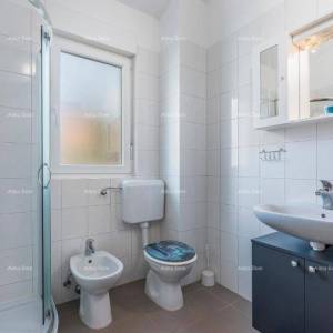 Kuća za odmor s bazenom i velikom okućnicom. Blizina grada Labina.