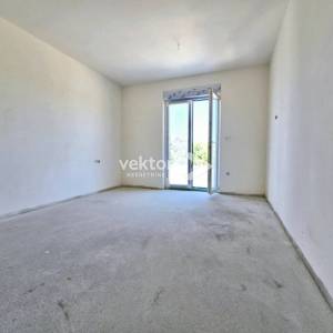 Kukuljanovo, novogradnja, kuća u nizu