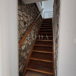 Labin, kuća u prirodi, u blizini centra