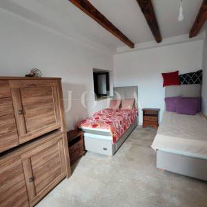 Labin, kuća u prirodi, u blizini centra