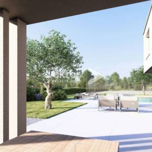 Labin, okolica, novogradnja s bazenom i 2.400m2 okućnice