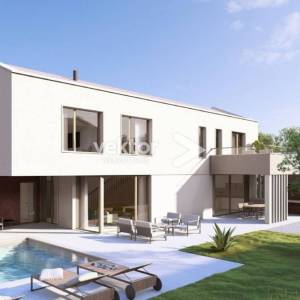 Labin, okolica, novogradnja s bazenom i 2.400m2 okućnice