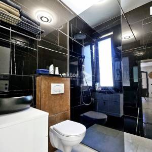 Labin, okolica, prizemnica sa dva stana i bazenom, novogradnja