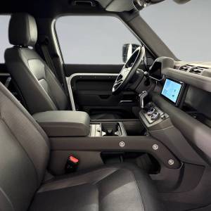 Land Rover Defender 110 X-DYNAMIC S 3.0D 250HP MHEV AWD A8