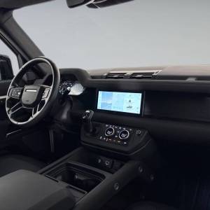 Land Rover Defender 110 X-DYNAMIC S 3.0D 250HP MHEV AWD A8