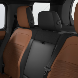 Land Rover Defender 110 OCTA 4.4 V8 635PS AWD A8