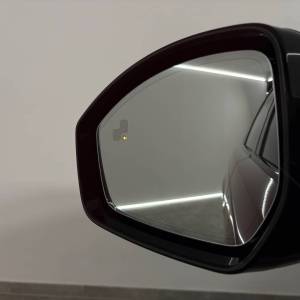 Land Rover Range Rover Velar PREMIUM EDITION D204