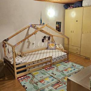 Lijepa kamena kuća u nizu,Vodnjan