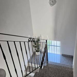 Lijepa opremljena kuća sa 4 građ.parcele 4.200m2,LOBORIKA