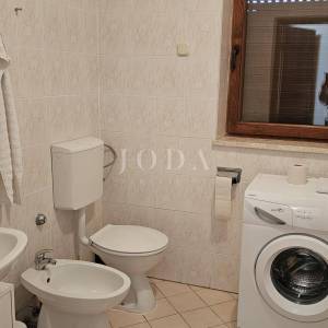 Lijepa opremljena kuća sa 4 građ.parcele 4.200m2,LOBORIKA