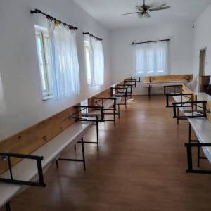 Lika, Donji Kosinj - Kuća s poslovnim prostorom za adaptaciju