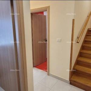 Ližnjan! Namješten stan !Pogled more !