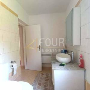 Lovran, 2s+db, 80m2, pogled na more