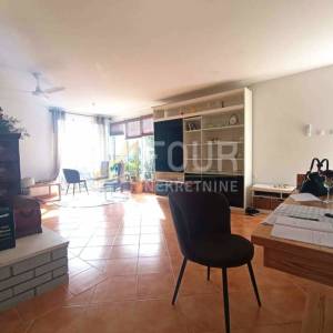 Lovran, 2s+db, 80m2, pogled na more