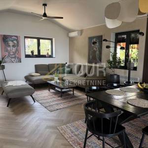 Lovran - okolica, samostojeća kuća, okućnica, panoramski pogled