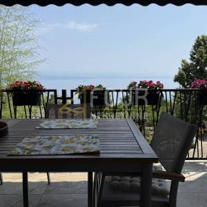 Lovran - okolica, samostojeća kuća, okućnica, panoramski pogled