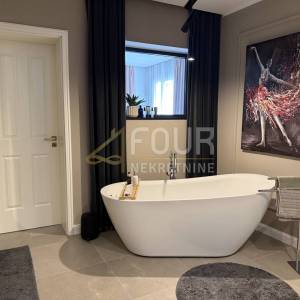 Lovran - okolica, samostojeća kuća, okućnica, panoramski pogled