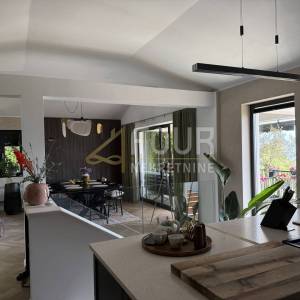 Lovran - okolica, samostojeća kuća, okućnica, panoramski pogled