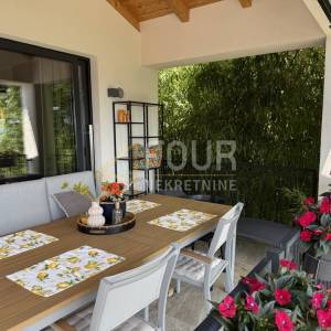 Lovran - okolica, samostojeća kuća, okućnica, panoramski pogled