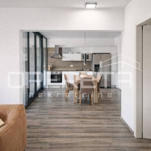 Luksuzan apartman na Korčuli s pogledom na more, 125,75 m2