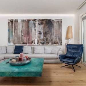 Luksuzna kuća u 1. redu do mora